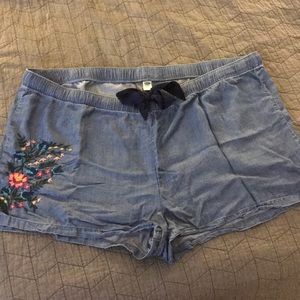 Embroidered chambray shorts